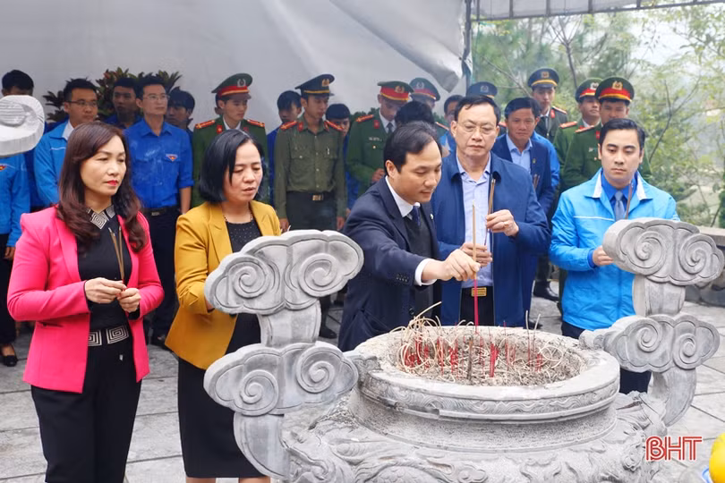 Tuổi trẻ Hà Tĩnh phát động đợt thi đua chào mừng 90 năm thành lập Đảng Cộng sản Việt Nam