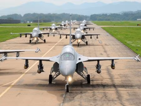 Khám phá sức mạnh của 10 máy bay tấn công hạng nhẹ trên thế giới
