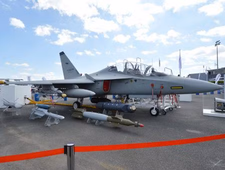 Khám phá sức mạnh của 10 máy bay tấn công hạng nhẹ trên thế giới