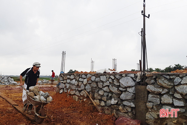 Đất của mình nhưng chẳng dám... xây nhà để ở!