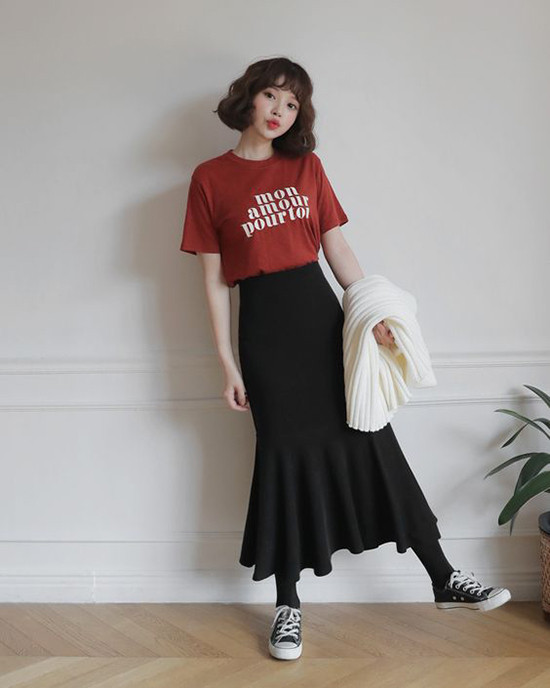 Điệu đà váy áo màu nổi cho mùa thu