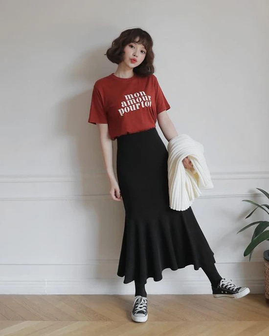 Điệu đà váy áo màu nổi cho mùa thu