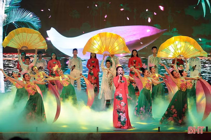 Đặc sắc đêm trao giải hội diễn văn nghệ các cơ sở giáo dục nghề nghiệp