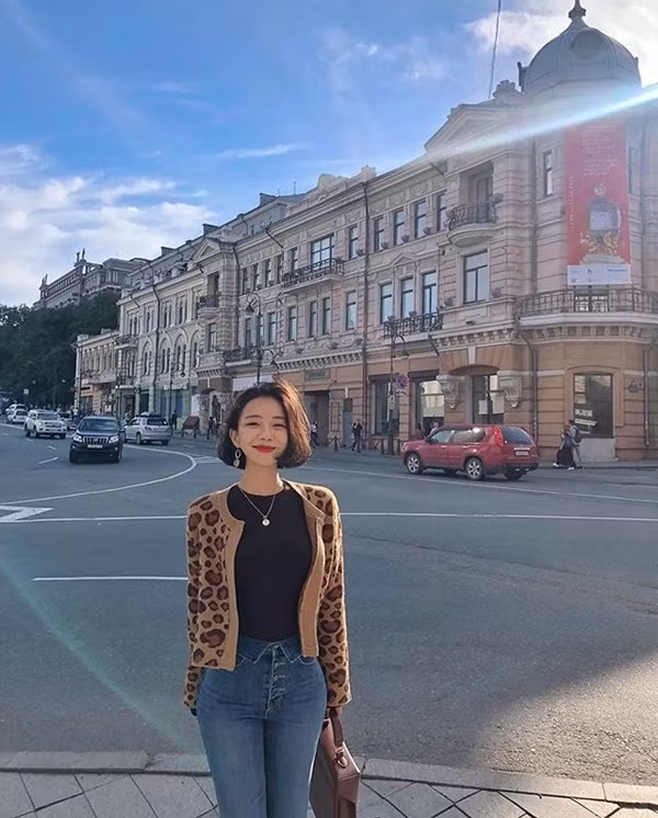 Trời thu se lạnh, 3 kiểu áo khoác mỏng nhẹ lại gây sốt