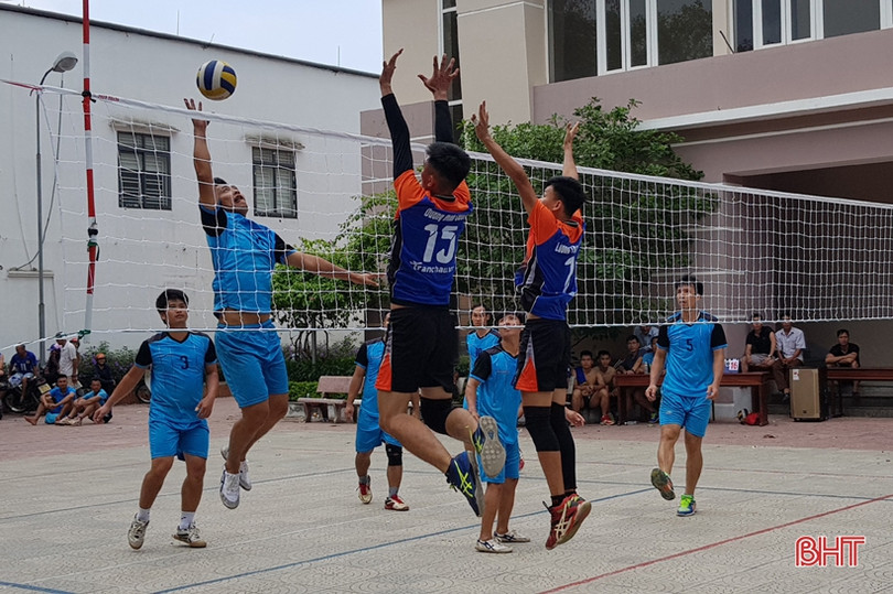 Phường Trần Phú vô địch giải bóng chuyền nam Hội Nông dân Thành phố Hà Tĩnh