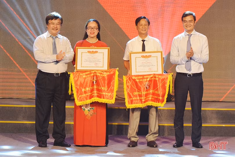 Đặc sắc đêm trao giải hội diễn văn nghệ các cơ sở giáo dục nghề nghiệp