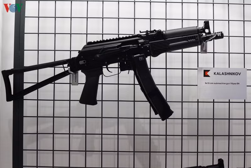 Vũ khí hiện đại nước ngoài tại triển lãm quốc phòng - an ninh ở Hà Nội