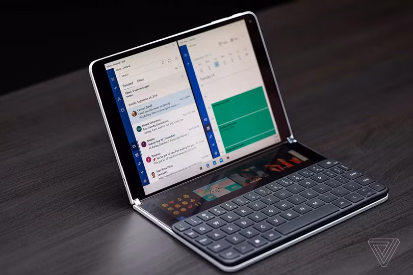 Microsoft ra mắt laptop 2 màn hình, mỏng kinh ngạc