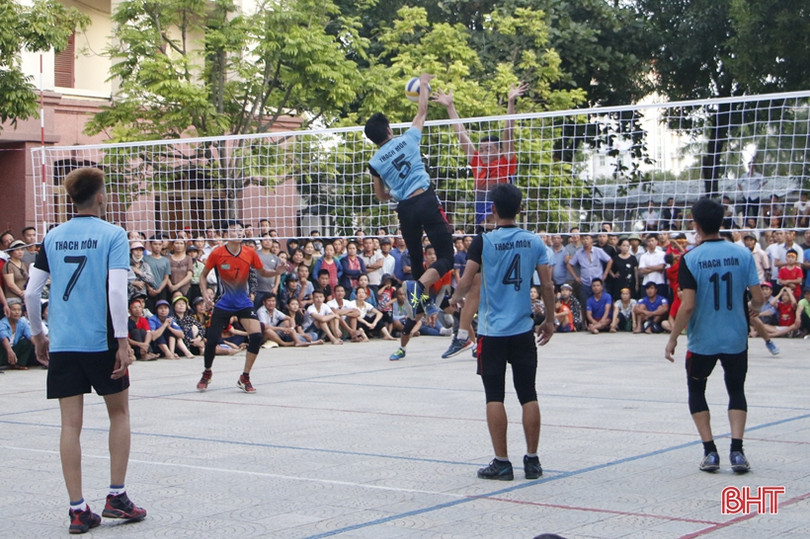 Phường Trần Phú vô địch giải bóng chuyền nam Hội Nông dân Thành phố Hà Tĩnh