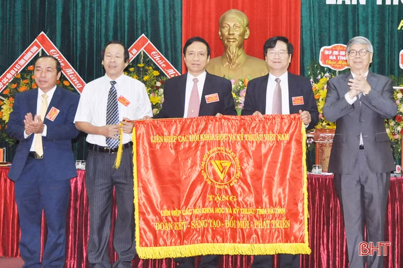 Ông Đỗ Khoa Văn trúng cử Chủ tịch Liên hiệp các Hội KH&KT Hà Tĩnh