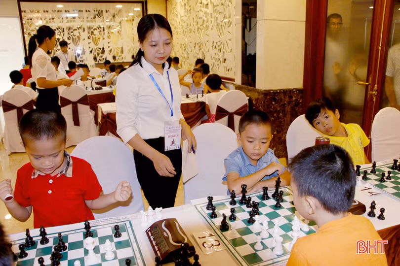 Hà Tĩnh giành 3 HCV giải Cờ vua Cúp kiện tướng tí hon mở rộng năm 2019
