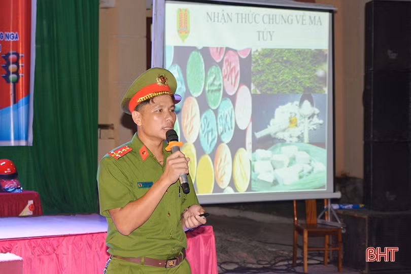 Trên 7.000 người dân Cẩm Xuyên được tuyên truyền an toàn giao thông