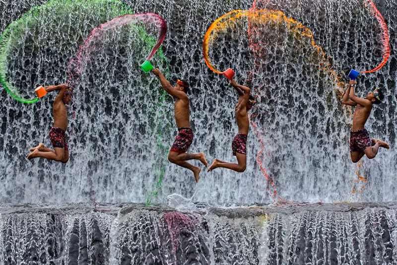 Những khoảnh khắc hạnh phúc giản dị khiến bạn cũng thấy “vui lây”