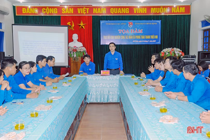 Tuổi trẻ Bình Định học hỏi kinh nghiệm xây dựng nông thôn mới tại Hà Tĩnh