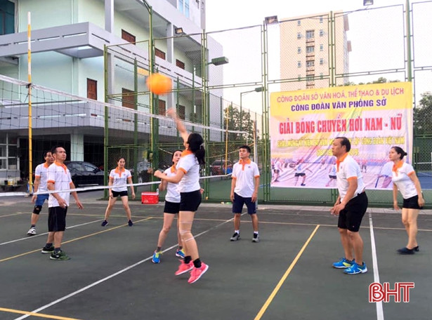 Hà Tĩnh có 612 cơ quan, đơn vị, doanh nghiệp đạt chuẩn văn hóa