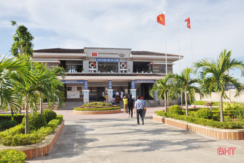 Cán bộ, lãnh đạo Savannakhet tham quan nông thôn mới Hà Tĩnh