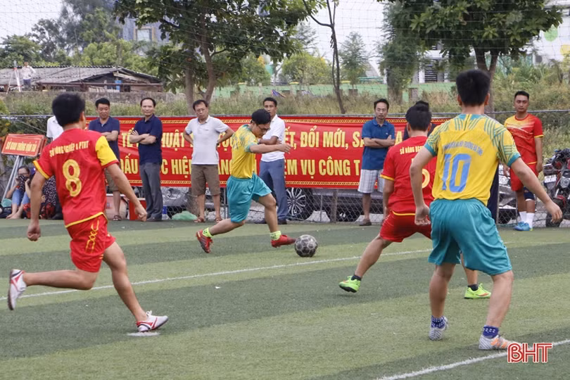 Người lao động Hà Tĩnh vui khỏe với sân chơi thể thao quần chúng