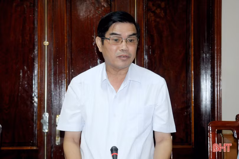 Phát huy tối đa trí tuệ tập thể xây dựng Văn kiện Đại hội Đảng bộ Hà Tĩnh lần thứ XIX