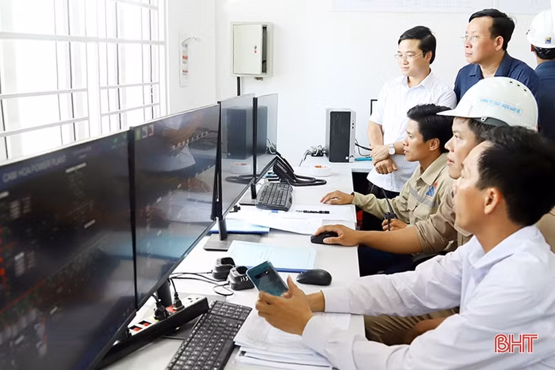 Nhà máy điện mặt trời đầu tiên Hà Tĩnh sản xuất 12 triệu kwh sau 1 tháng vận hành