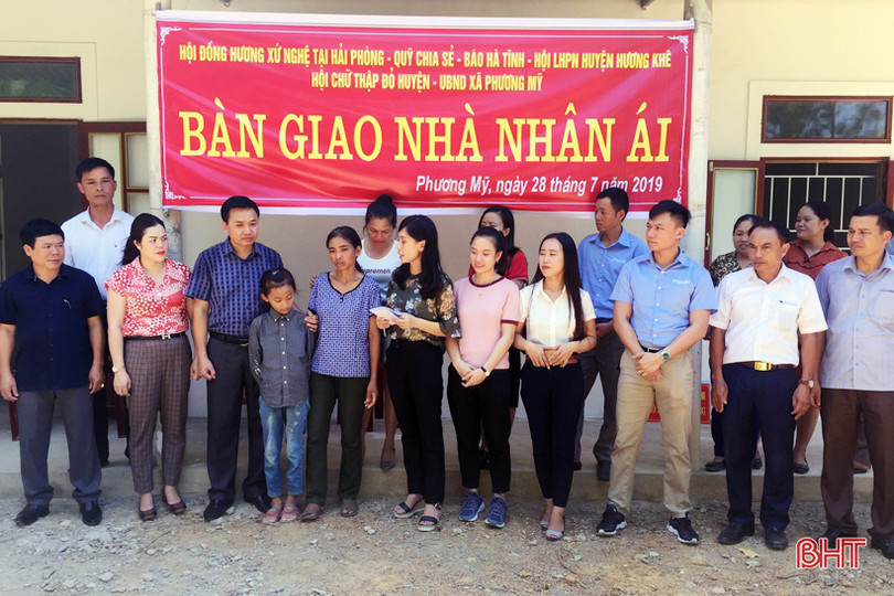 Bạn đọc Báo Hà Tĩnh giúp đỡ bé gái 9 tháng tuổi mồ côi mẹ