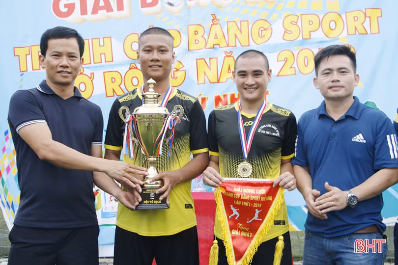 Đội New Focus vô địch giải bóng lưới Hà Tĩnh mở rộng lần thứ nhất năm 2019