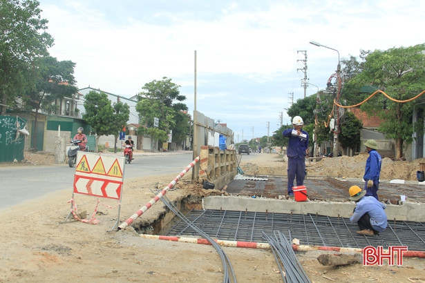 Gấp rút hoàn thành đường Gia Lách - Khu di tích Đại thi hào Nguyễn Du