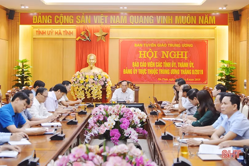 Báo cáo viên cần nắm bắt kịp thời tâm tư của nhân dân, phản bác các thông tin xấu độc