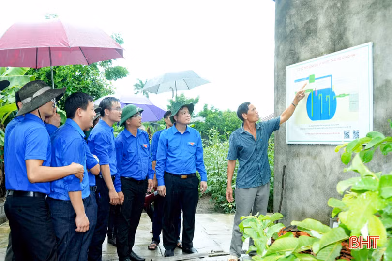 Tuổi trẻ Bình Định học hỏi kinh nghiệm xây dựng nông thôn mới tại Hà Tĩnh