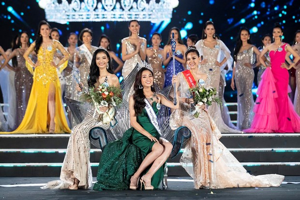 Lương Thùy Linh đăng quang Miss World Việt Nam