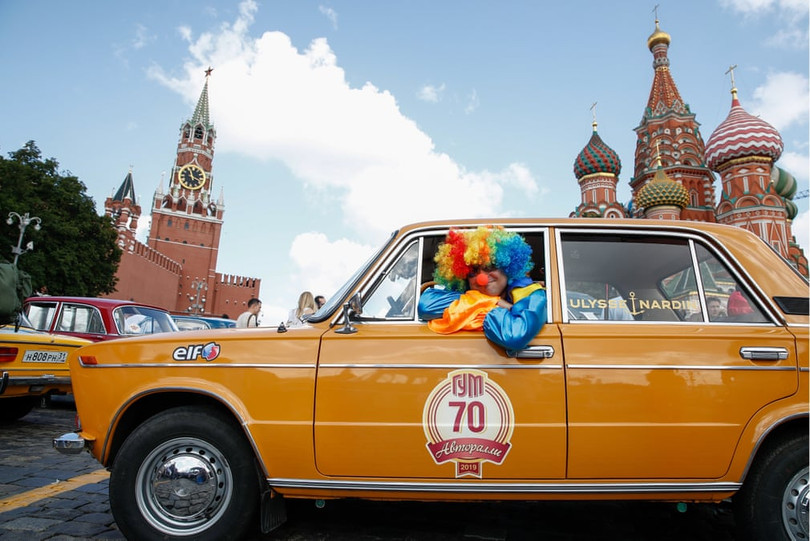 Đã mắt với dàn xe cổ đẹp – độc – lạ hội ngộ ở Moscow