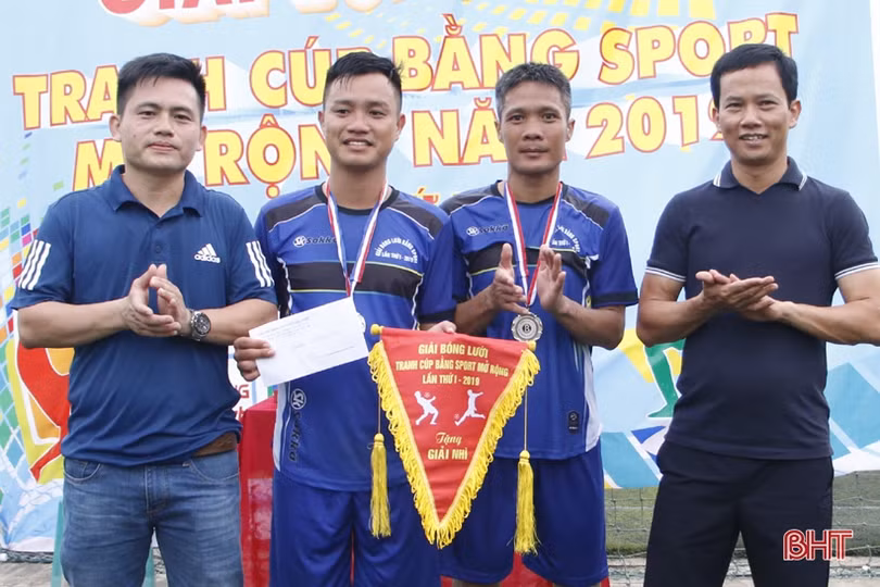 Đội New Focus vô địch giải bóng lưới Hà Tĩnh mở rộng lần thứ nhất năm 2019