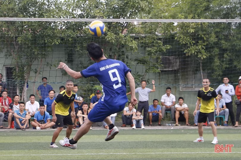 Đội New Focus vô địch giải bóng lưới Hà Tĩnh mở rộng lần thứ nhất năm 2019