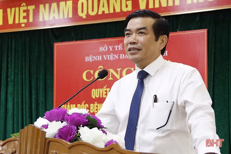 Bác sỹ Hoàng Quang Trung được bổ nhiệm làm Giám đốc Bệnh viện Đa khoa Hà Tĩnh
