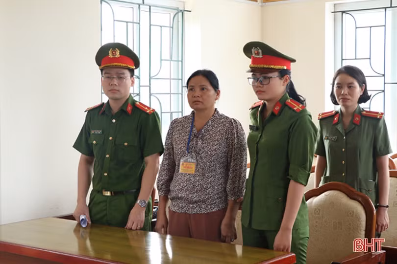 Khởi tố bổ sung vụ “phù phép” hồ sơ, một doanh nghiệp ở Hà Tĩnh chiếm đoạt gần 60 tỷ đồng ảnh 6 Khởi tố bổ sung vụ “phù phép” hồ sơ, một doanh nghiệp ở Hà Tĩnh chiếm đoạt gần 60 tỷ đồng