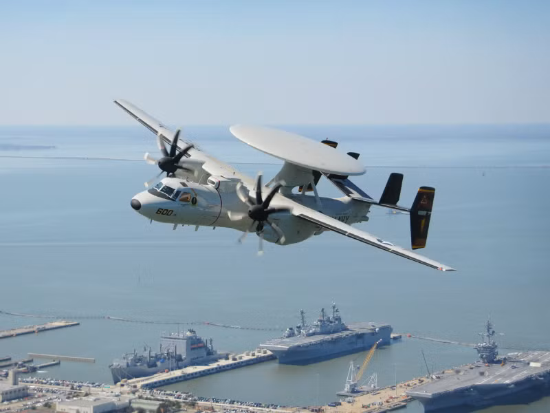 Điểm danh 10 máy bay quân sự đắt giá nhất thế giới