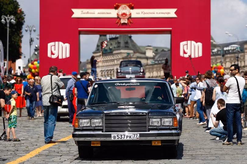Đã mắt với dàn xe cổ đẹp – độc – lạ hội ngộ ở Moscow