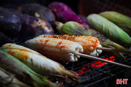 Góc phố mùa Đông thơm lừng ngô, khoai nướng