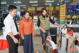 Thiết bị sưởi ấm thu hút người tiêu dùng ngay đợt rét đầu đông ở Hà Tĩnh 
