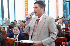 Cử tri kiến nghị sáp nhập thôn phù hợp với điều kiện thực tế, địa bàn