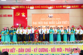Chủ tịch UBND tỉnh dự Đại hội Đảng bộ xã Đức Minh