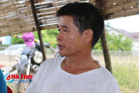 mot lao dong ky anh tu nan trong vu chim tau tren bien dai loan