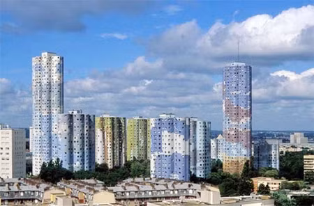 nhung toa nha bi ghet nhat the gioi