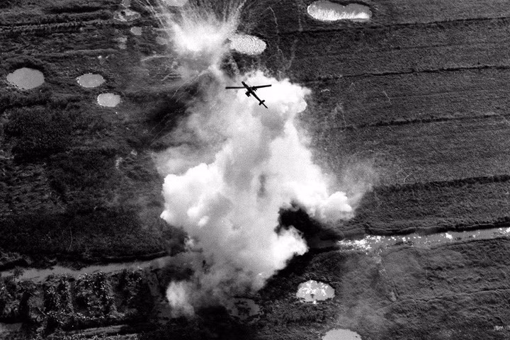 su tan khoc trong chien tranh viet nam qua loat anh cua phong vien my