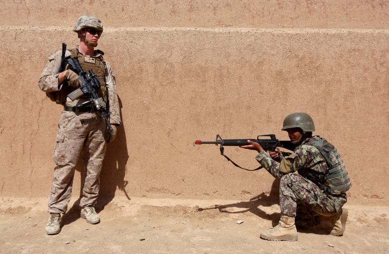 photo thuy quan luc chien my huan luyen binh si afghanistan chong taliban