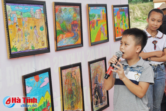 trien lam anh nong nghiep thich ung thong minh voi khi hau