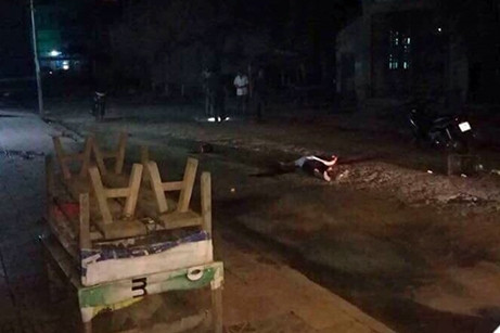 vu thi the bi chem dut lia giua duong bat khan cap 2 doi tuong