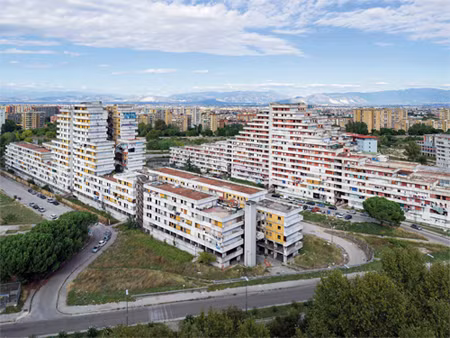 nhung toa nha bi ghet nhat the gioi