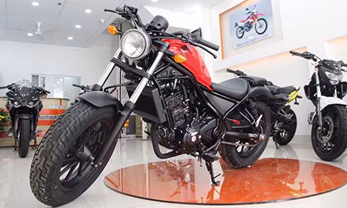 honda rebel 300 gia hon 170 trieu dau tien tai viet nam