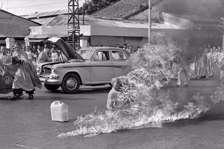 su tan khoc trong chien tranh viet nam qua loat anh cua phong vien my