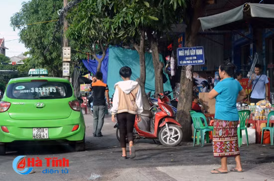 via he tp ha tinh lai ngon ngang sau ngay trong dong co mo